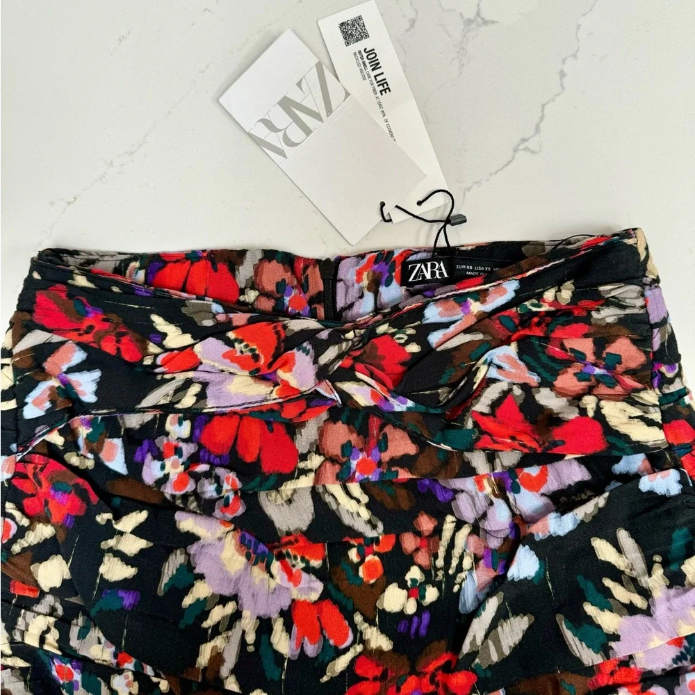 NWT- Zara Mini Skirt - Super Cute!